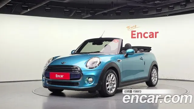 MINI COOPER CONVERTIBLE 2017 — 128 365 км, голубой, Корея — под ключ — фото 1