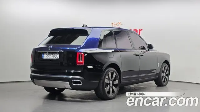 ROLLS-ROYCE CULLINAN 2023 — 13 270 км, синий, Корея — под ключ — фото 2