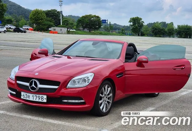 MERCEDES-BENZ SLK-CLASS 2012