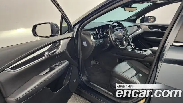 CADILLAC XT5 2020 — 84 007 км, серебристый, Корея — под ключ — фото 10