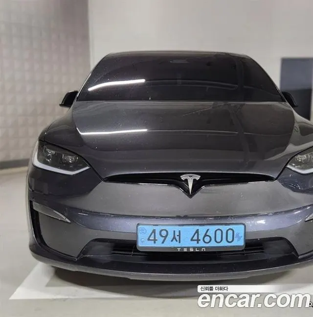 TESLA MODEL X 2025