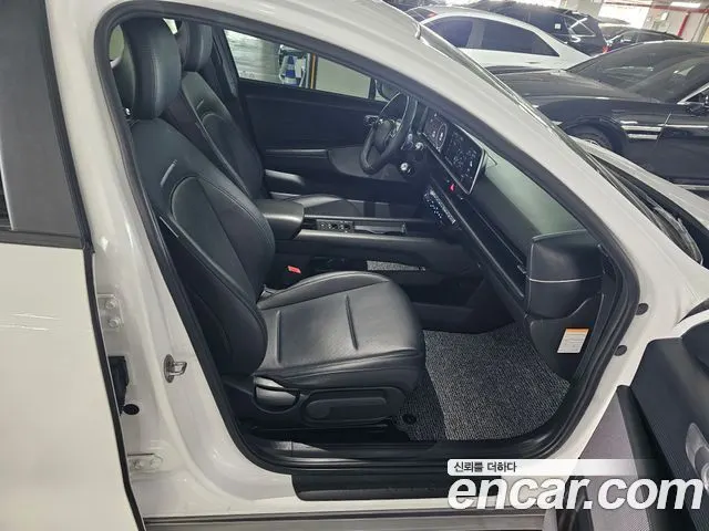HYUNDAI IONIQ 6 2023 — 95 628 км, белый, Корея — под ключ — фото 9