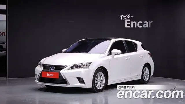 LEXUS CT200H — из Кореи под ключ