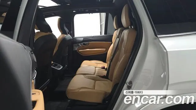 VOLVO XC90 2024 — 17 896 км, белый, Корея — под ключ — фото 12