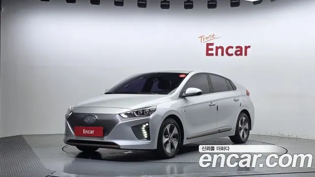 HYUNDAI IONIQ ELECTRIC — из Кореи под ключ