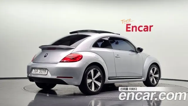 VOLKSWAGEN BEETLE 2016