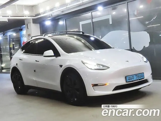 TESLA MODEL Y 2022 — 53 670 км, белый, Корея — под ключ — фото 12