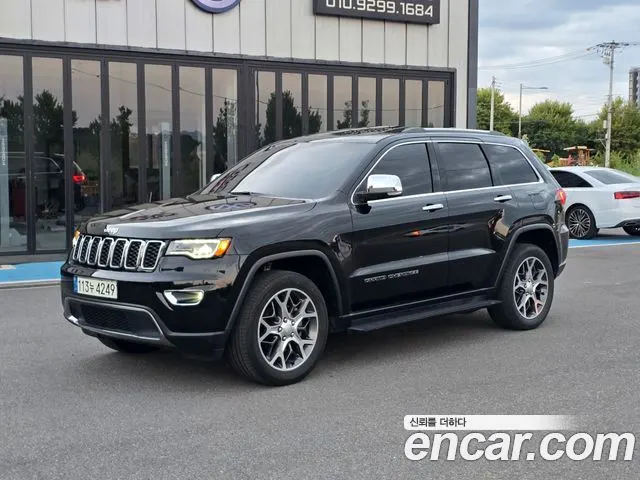 JEEP GRAND CHEROKEE 2019 — 99 000 км, чёрный, Корея — под ключ — фото 12