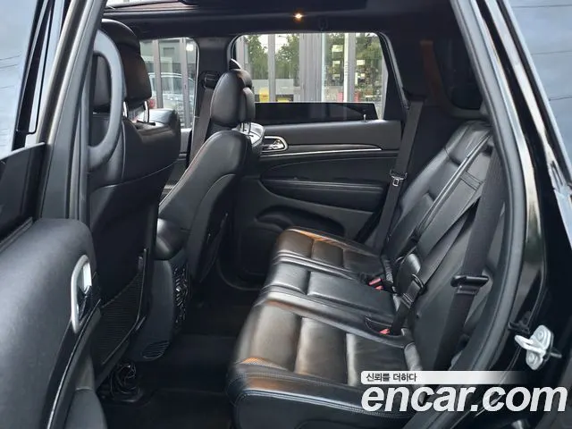 JEEP GRAND CHEROKEE 2019 — 99 000 км, чёрный, Корея — под ключ — фото 8