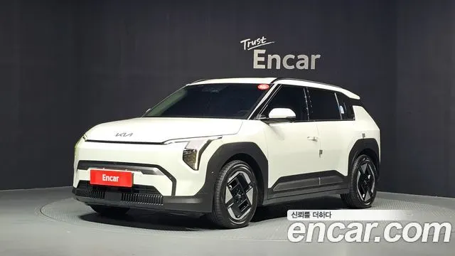 KIA EV3 2025