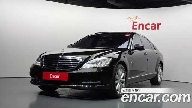 MERCEDES-BENZ S-CLASS W221 2012