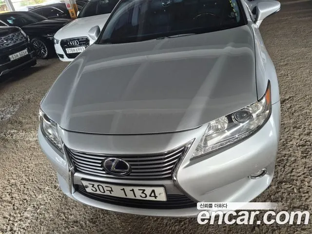 LEXUS ES300H — из Кореи под ключ