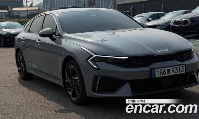 KIA K5 — из Кореи под ключ