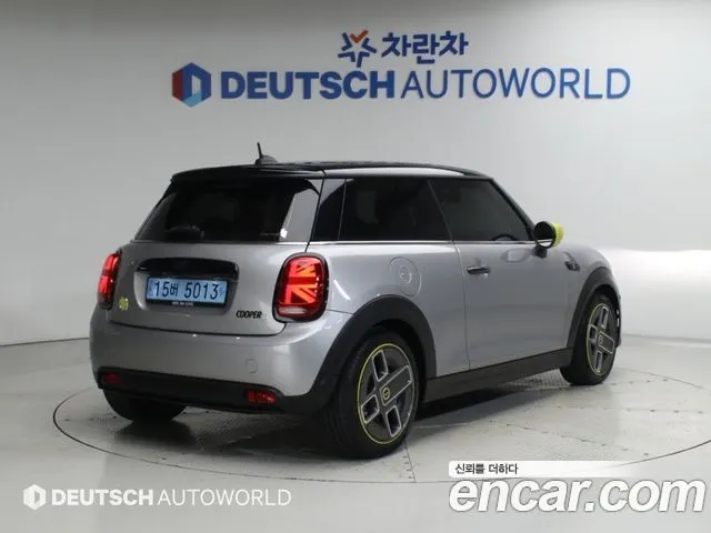 MINI COOPER ELECTRIC 2024 — 54 013 км, серебристо-серый, Корея — под ключ — фото 2