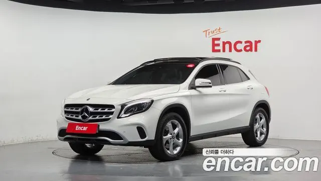MERCEDES-BENZ GLA-CLASS X156 2018