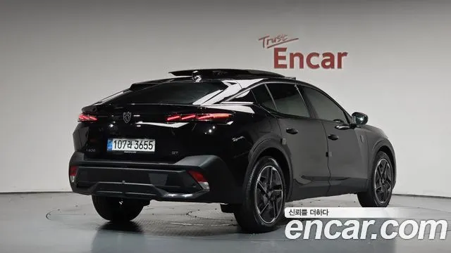 PEUGEOT 408 2025