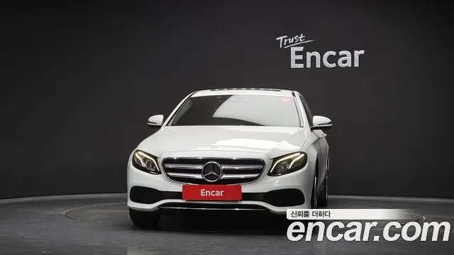 MERCEDES-BENZ E-CLASS W213 2017 — 192 915 км, белый, Корея — под ключ — фото 3