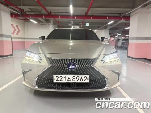 LEXUS ES300H — из Кореи под ключ