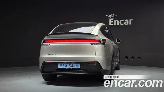 TESLA MODEL Y 2026 — 138 км, светло-золотистый, Корея — под ключ — фото 4