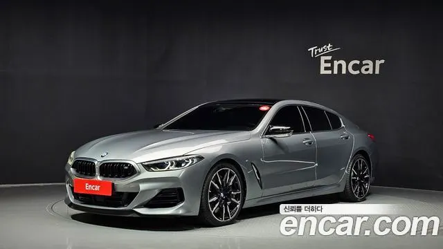 BMW 8 SERIES 2024