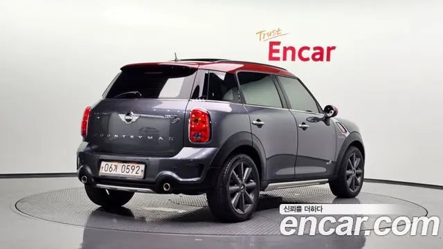 MINI COOPER COUNTRYMAN 2016