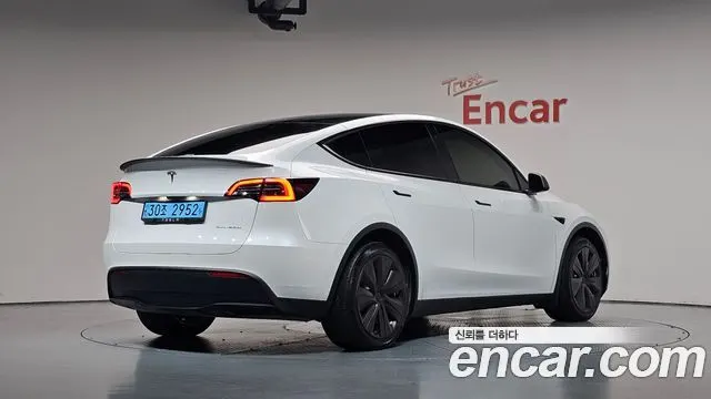 TESLA MODEL Y — из Кореи под ключ