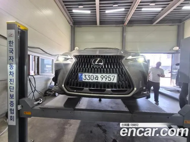 LEXUS NX350H 2024 — 41 909 км, серебристо-серый, Корея — под ключ — фото 6