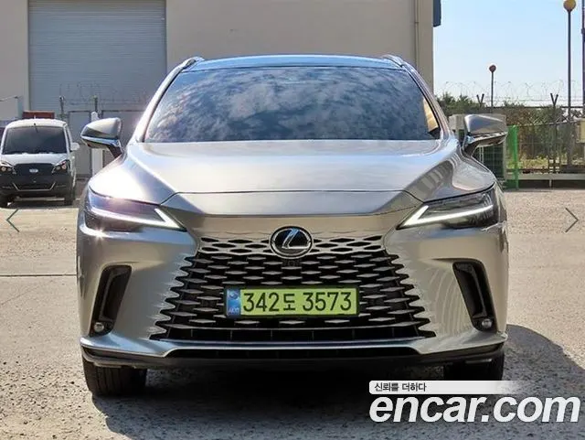 LEXUS RX350H 2026 — 13 682 км, серебристо-серый, Корея — под ключ — фото 1