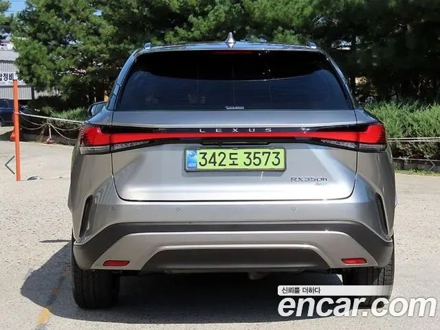 LEXUS RX350H 2026 — 13 682 км, серебристо-серый, Корея — под ключ — фото 4