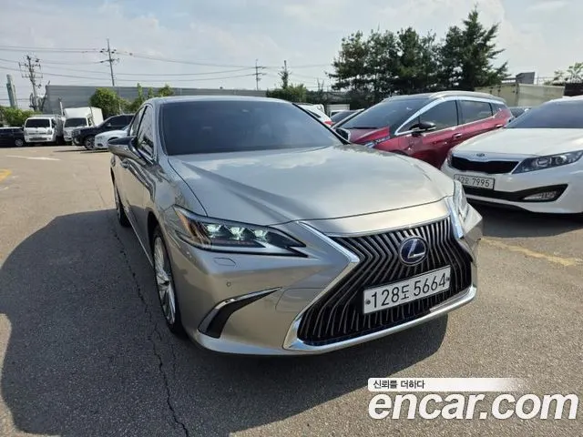 LEXUS ES300H — из Кореи под ключ