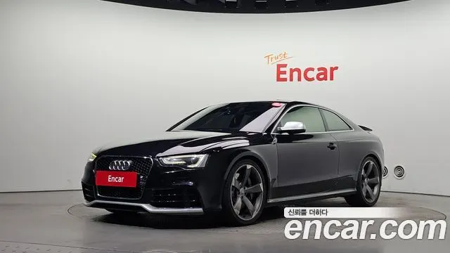 AUDI RS5 2013