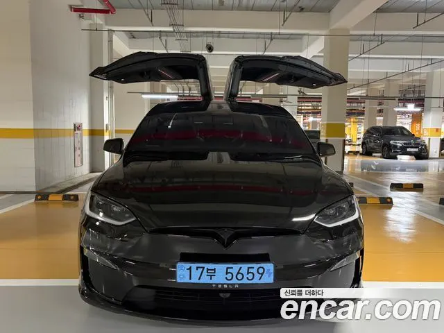 TESLA MODEL X 2026