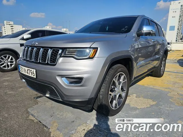 JEEP GRAND CHEROKEE — из Кореи под ключ