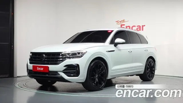 VOLKSWAGEN TOUAREG 2023
