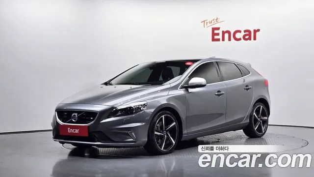 VOLVO V40 — из Кореи под ключ