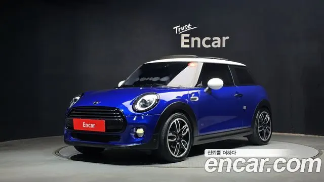 MINI COOPER D 2019
