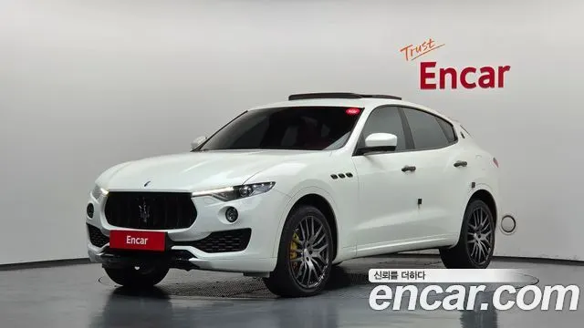 MASERATI LEVANTE 2017
