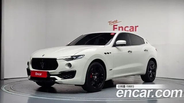 MASERATI LEVANTE 2018