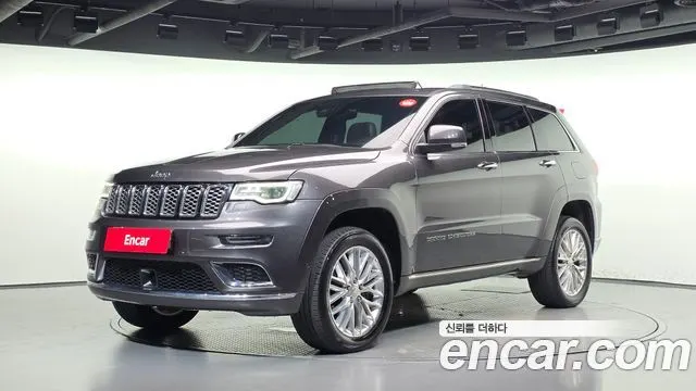 JEEP GRAND CHEROKEE — из Кореи под ключ