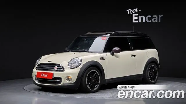 MINI COOPER CLUBMAN 2011