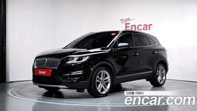 LINCOLN MKC 2019 — 84 881 км, чёрный, Корея — под ключ — фото 1