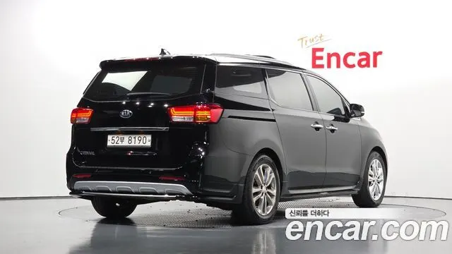 KIA CARNIVAL — из Кореи под ключ