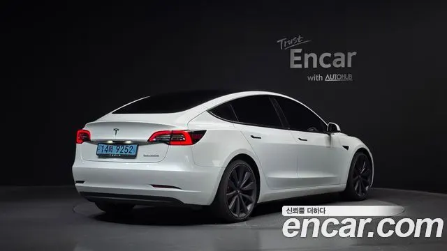 TESLA MODEL 3 — из Кореи под ключ