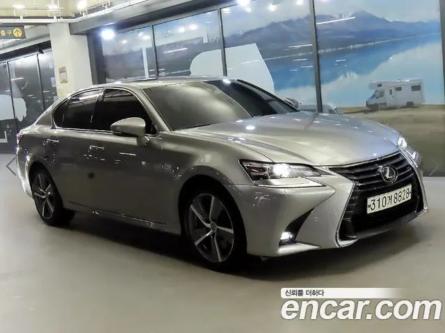 LEXUS GS300 2018 — 137 901 км, серый, Корея — под ключ — фото 1