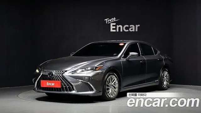 LEXUS ES300H — из Кореи под ключ