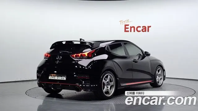 HYUNDAI VELOSTER 2019