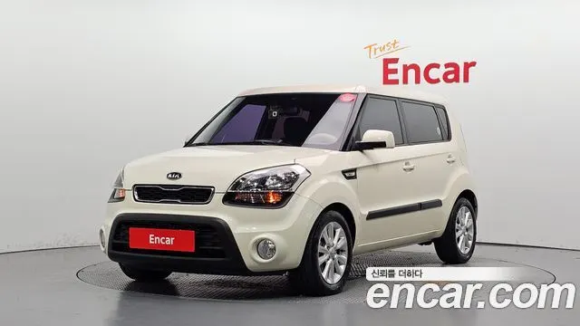 KIA SOUL 2012