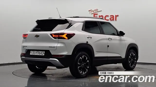 CHEVROLET TRAILBLAZER — из Кореи под ключ
