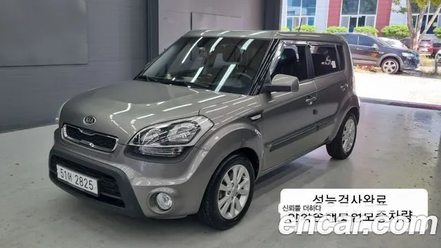 KIA SOUL 2012