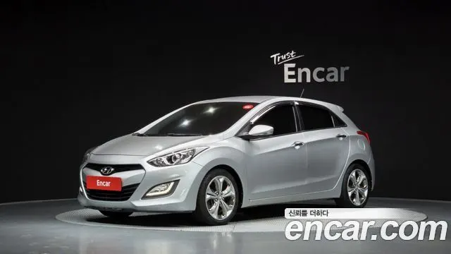 HYUNDAI I30 2012